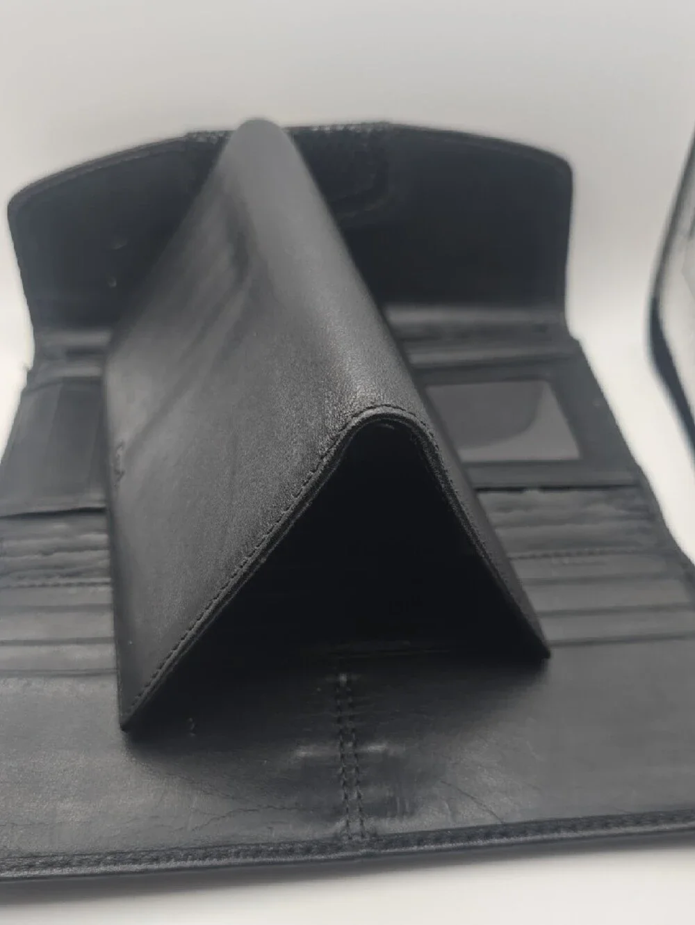 Coach Black Leather Wallet & Cheekbook Holder W/ Gold Hardware (GOOD/FAIR)✨️🖤✨️ - Picture 12 of 15